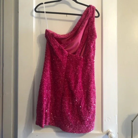 Berlinnova Homecoming Prom Special Occasion Pink Sequin Sparkle Mini Dress - Picture 3 of 6